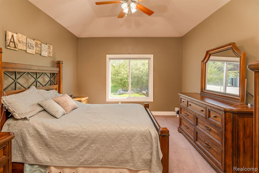 12346 SPENCER Lane, Carleton, MI 48117 — Photo 13