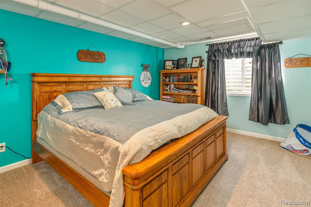 12346 SPENCER Lane, Carleton, MI 48117 — Photo 25