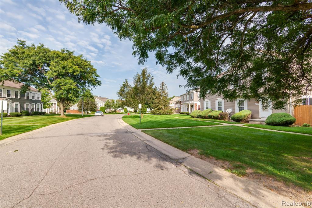 23465 DANBERRY Lane, Novi, MI — Photo 20