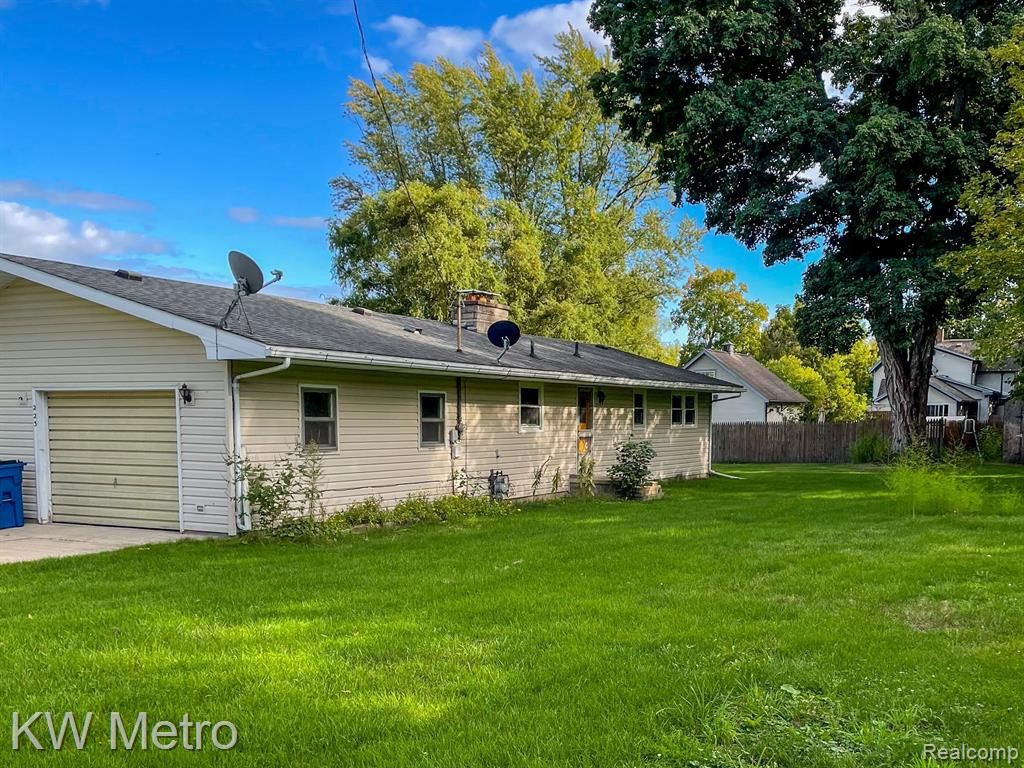 223 E JACKSON Street, Bellevue, MI 49021 — Photo 3