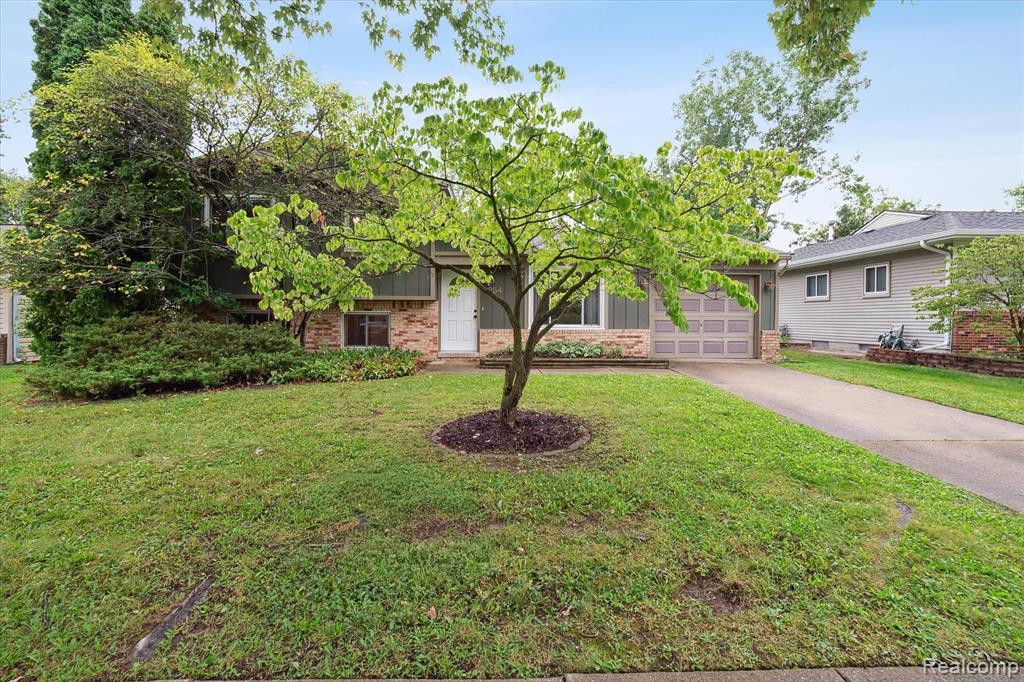 9254 Abbey Lane, Ypsilanti, MI 48198 — Photo 5