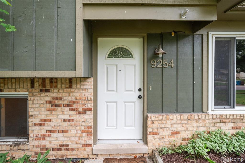 9254 Abbey Lane, Ypsilanti, MI 48198 — Photo 7