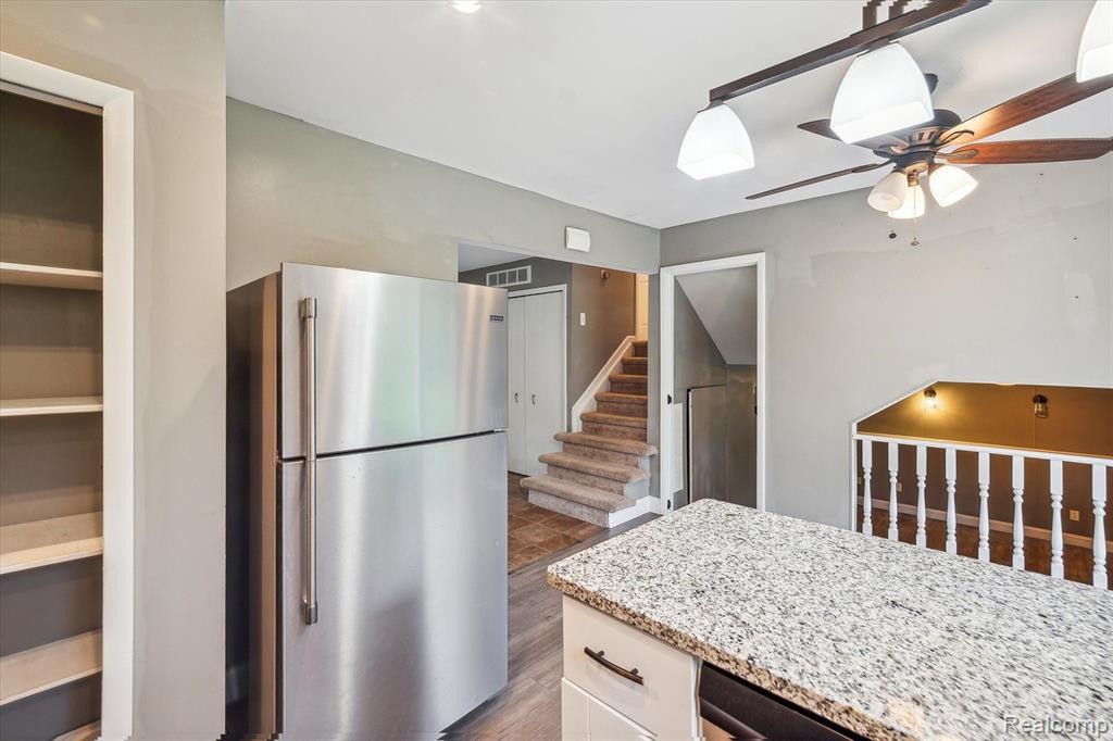 9254 Abbey Lane, Ypsilanti, MI 48198 — Photo 16