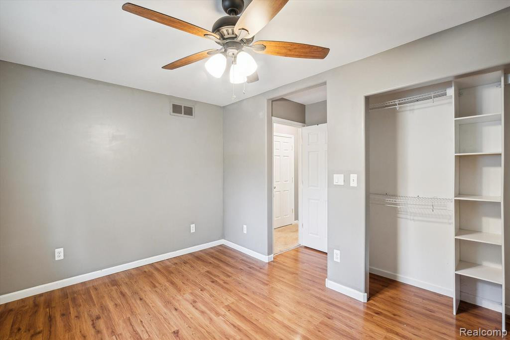9254 Abbey Lane, Ypsilanti, MI 48198 — Photo 23