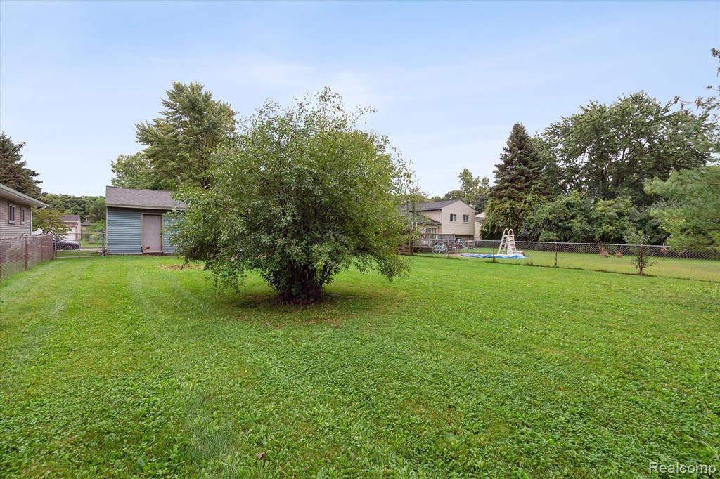 9254 Abbey Lane, Ypsilanti, MI 48198 — Photo 36