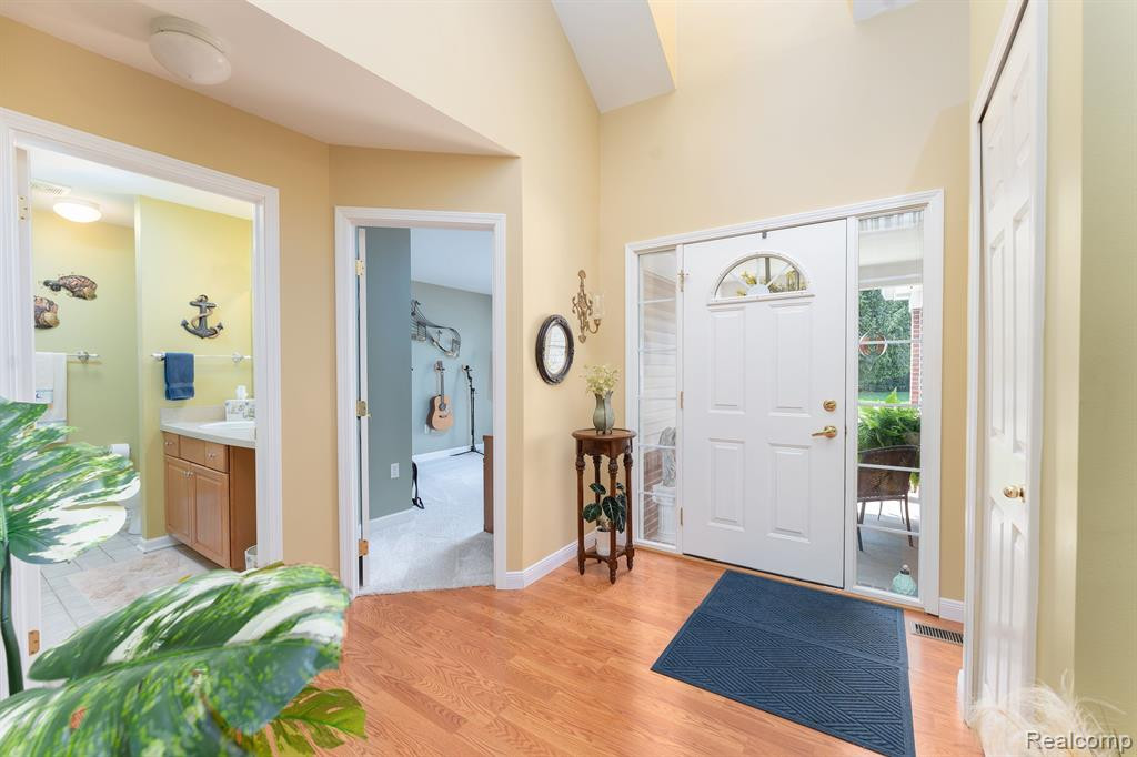 6729 CORTLAND Avenue, Brighton, MI 48114 — Photo 4