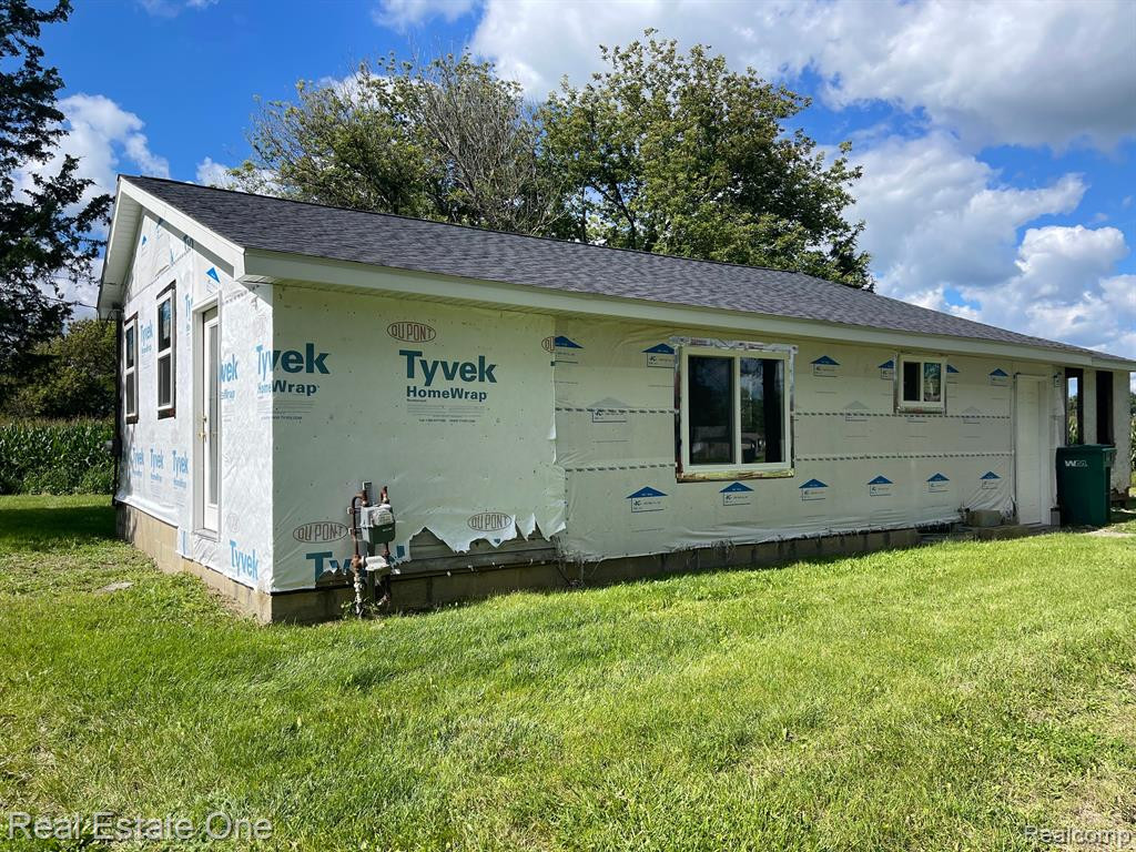 11695 E LYTLE Road, Lennon Vlg, MI 48449 — Photo 2