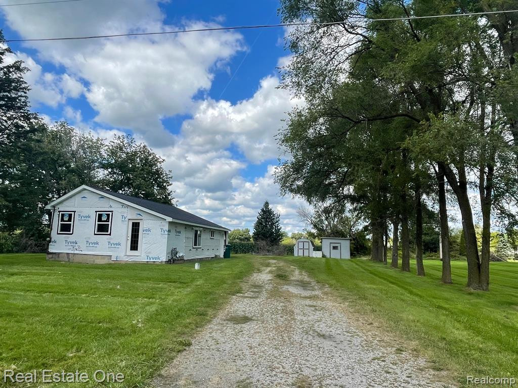 11695 E LYTLE Road, Lennon Vlg, MI 48449 — Photo 4