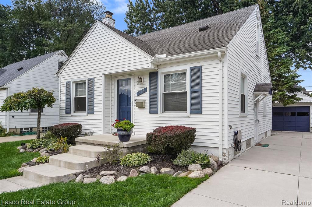 715 N Blair Avenue, Royal Oak, MI 48067 — Photo 4
