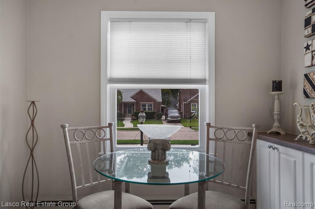 715 N Blair Avenue, Royal Oak, MI 48067 — Photo 13