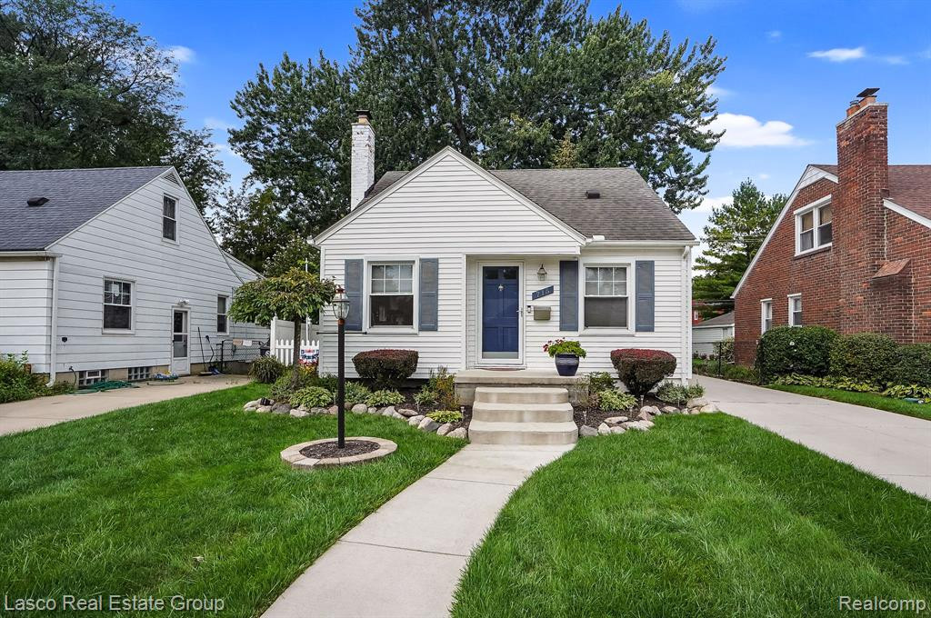 715 N Blair Avenue, Royal Oak, MI 48067 — Photo 29