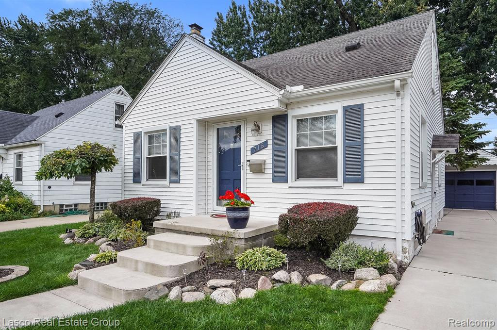 715 N Blair Avenue, Royal Oak, MI 48067 — Photo 30