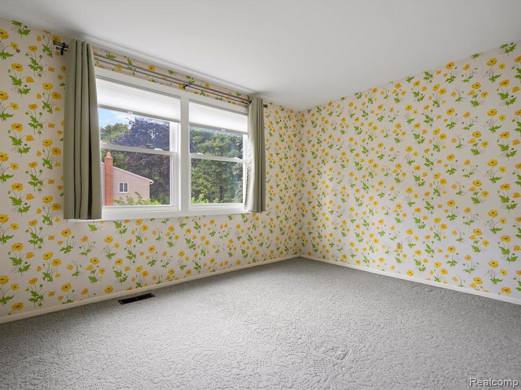 4915 BUTLER Drive, Troy, MI 48085 — Photo 23