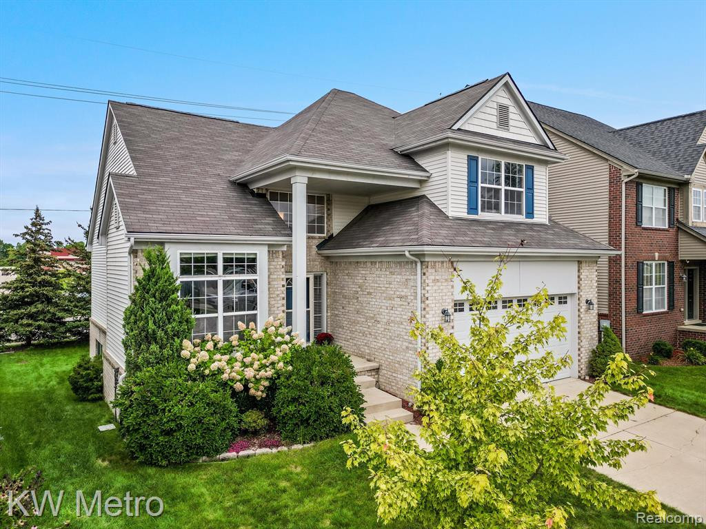 51248 E BOURNE, Novi, MI — Photo 2