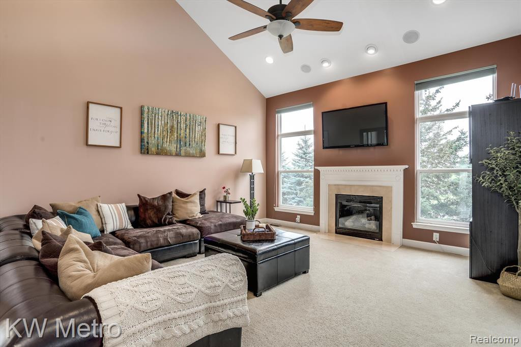 51248 E BOURNE, Novi, MI — Photo 7