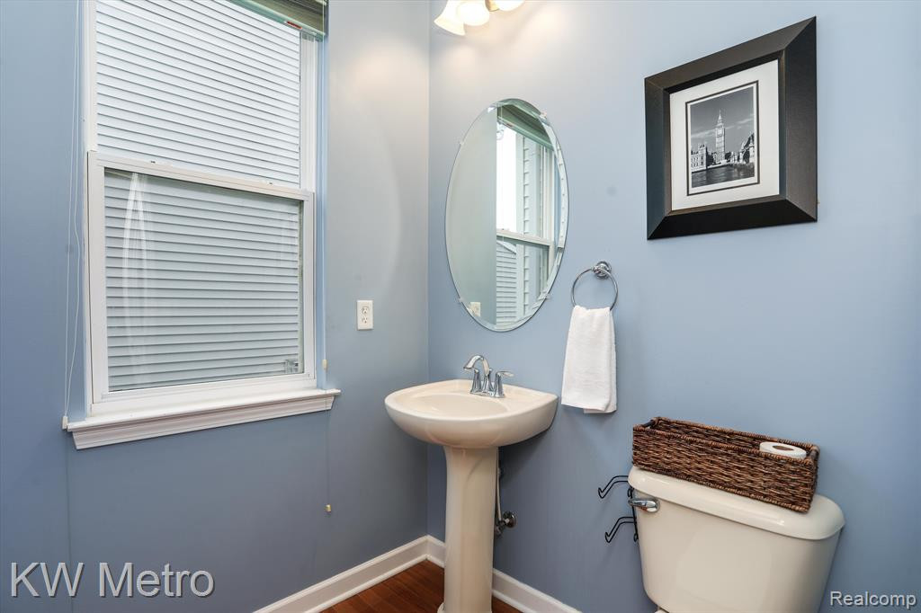 51248 E BOURNE, Novi, MI — Photo 15