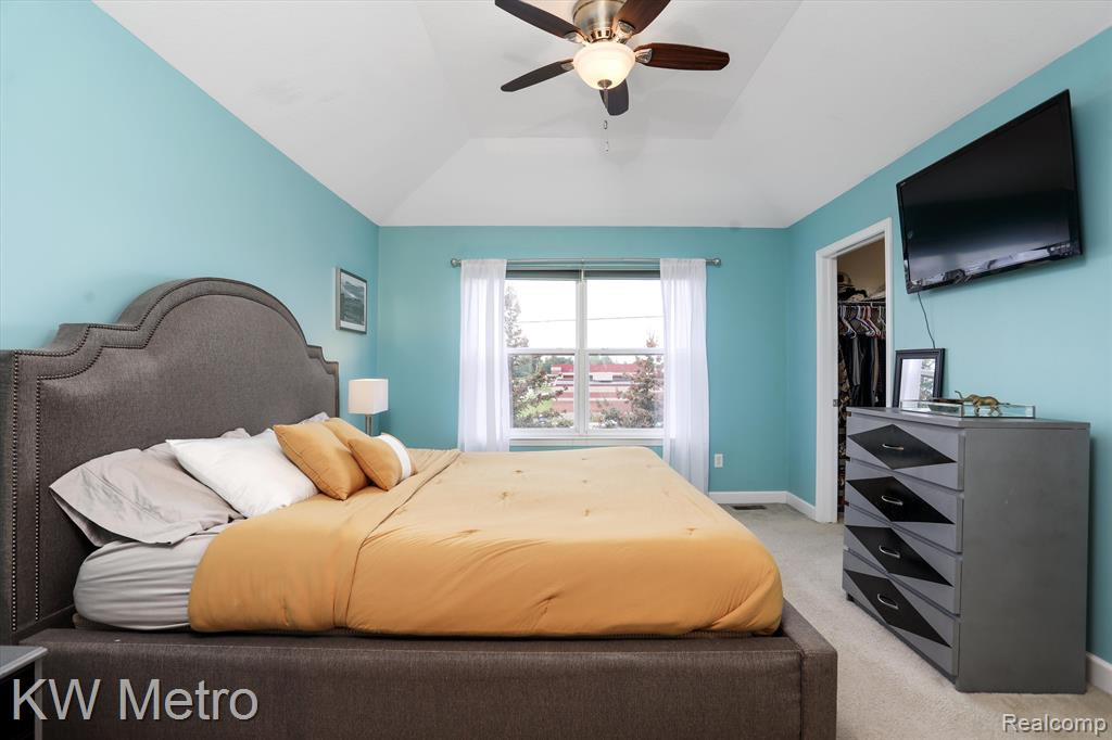 51248 E BOURNE, Novi, MI — Photo 16