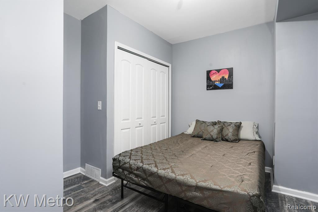51248 E BOURNE, Novi, MI — Photo 30