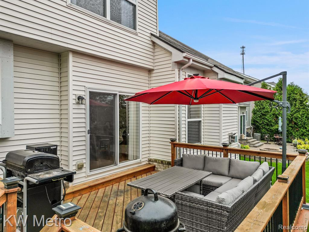 51248 E BOURNE, Novi, MI — Photo 34
