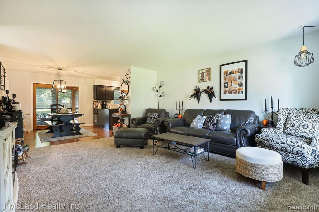 4845 MAIN Street, Millington, MI 48746 — Photo 8