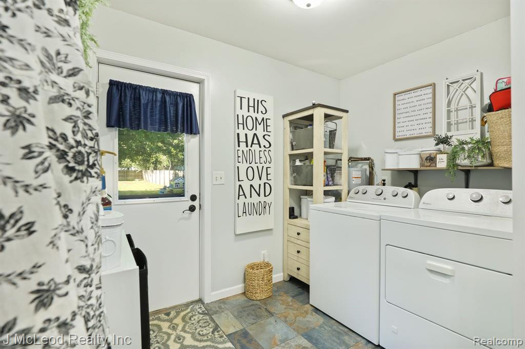 4845 MAIN Street, Millington, MI 48746 — Photo 18
