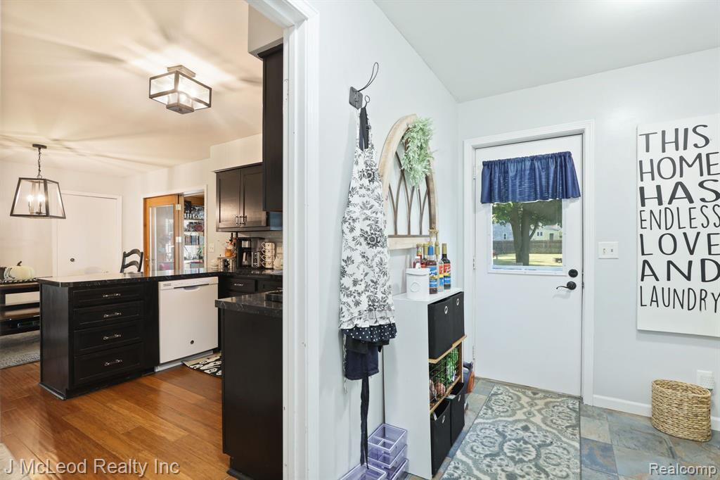 4845 MAIN Street, Millington, MI 48746 — Photo 19