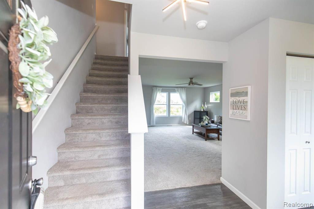 9133 CHAMBORD Drive, Ypsilanti, MI 48197 — Photo 5