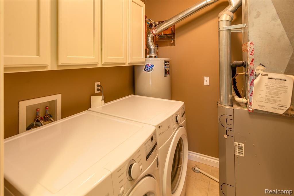 1253 W CRYSTAL Circle, Canton, MI 48187 — Photo 19