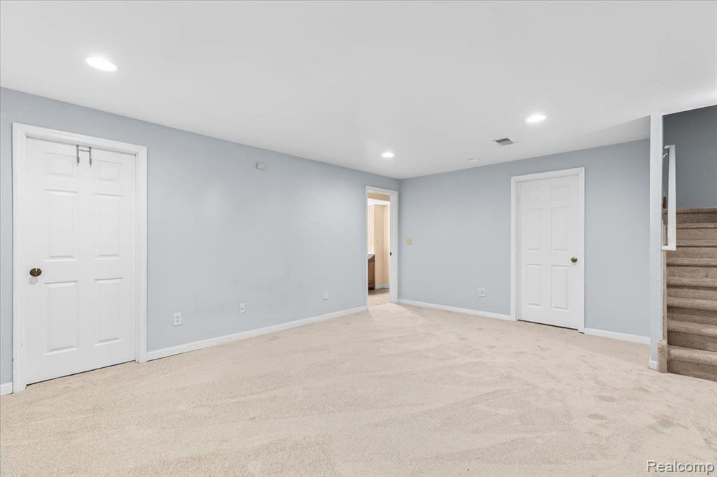 8881 MILLINGTON, Belleville, MI 48111 — Photo 28