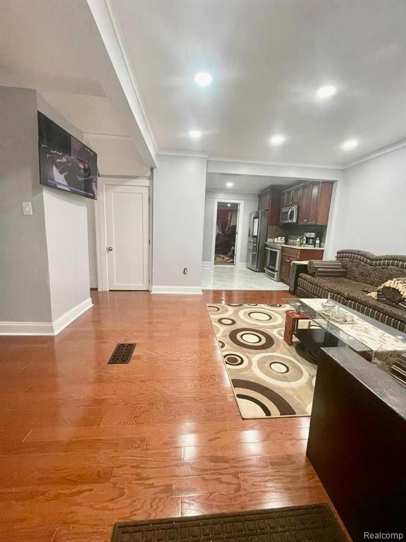 6164 DOROTHY Street, Detroit, MI 48211 — Photo 5