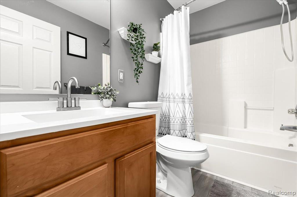 1910 SAVANNAH Lane, Ypsilanti, MI 48198 — Photo 26
