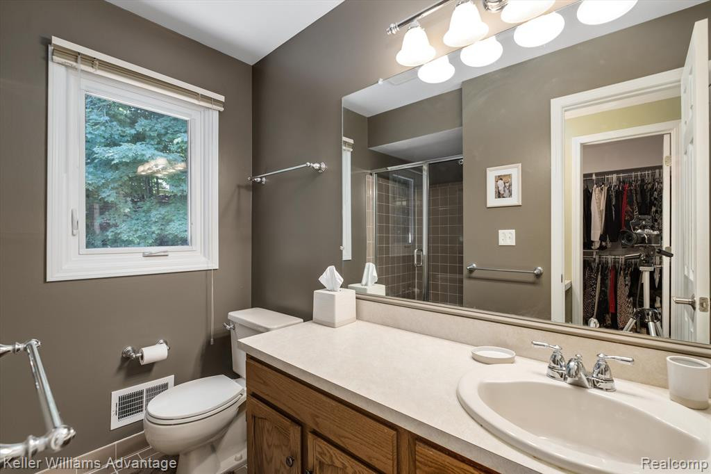 42352 Crestview Circle, Northville, MI 48168 — Photo 15