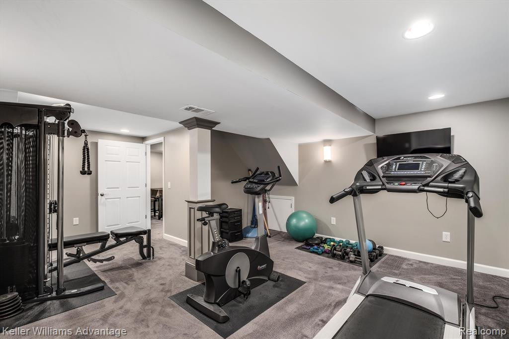 42352 Crestview Circle, Northville, MI 48168 — Photo 22