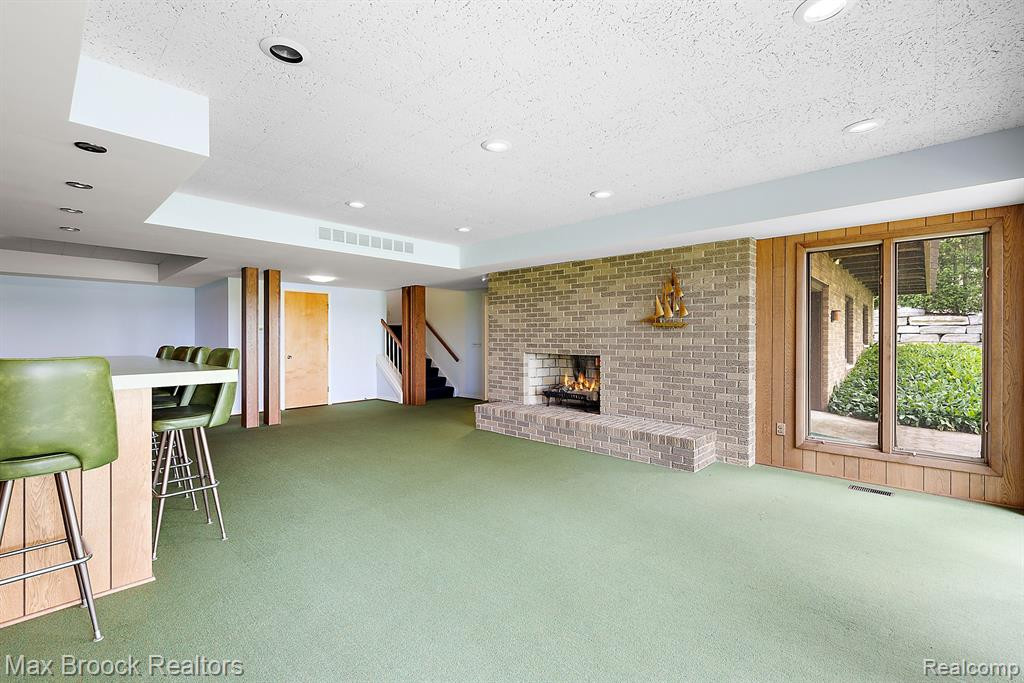 4550 DOW RIDGE Road, Orchard Lake Village, MI 48324 — Photo 41