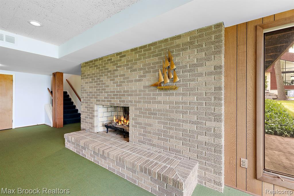 4550 DOW RIDGE Road, Orchard Lake Village, MI 48324 — Photo 43