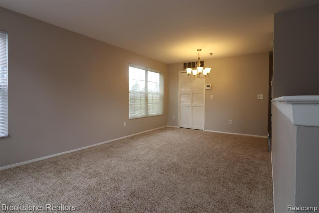 23426 GRAYSON Drive, Southfield, MI 48075 — Photo 2
