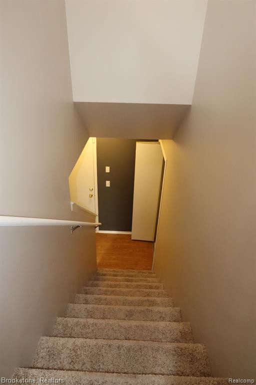 23426 GRAYSON Drive, Southfield, MI 48075 — Photo 18