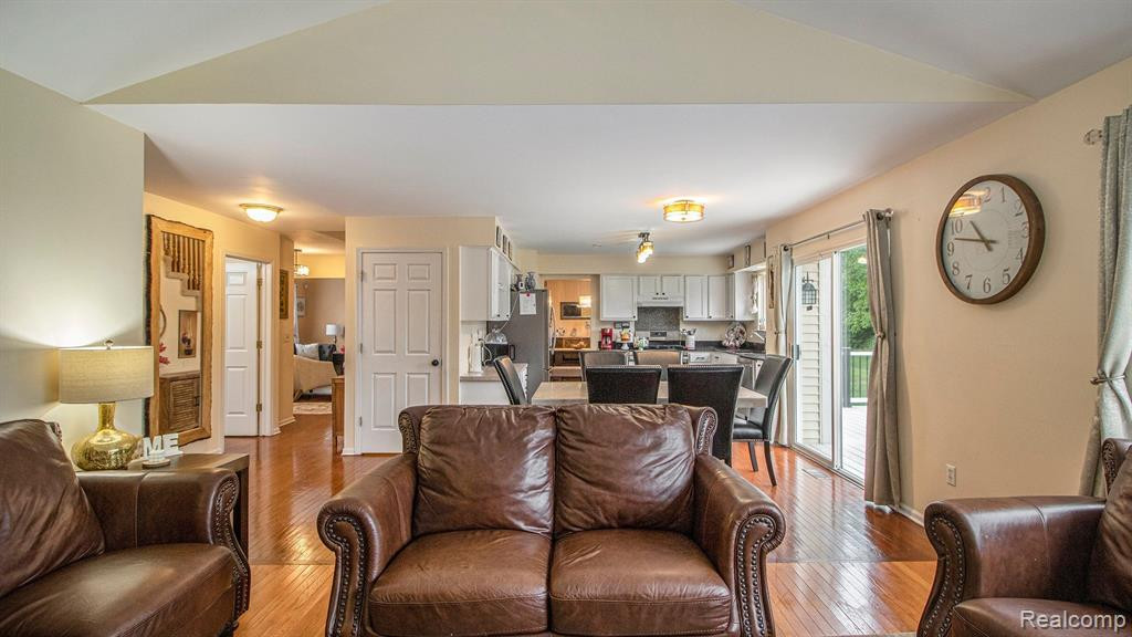 3578 Fieldcrest Lane, Ypsilanti, MI 48197 — Photo 10