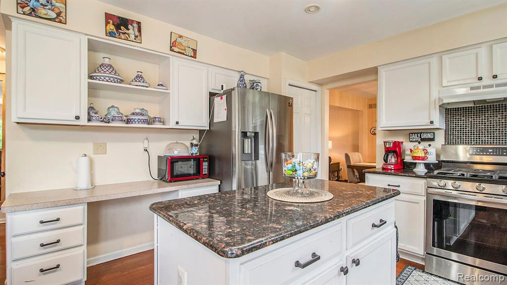 3578 Fieldcrest Lane, Ypsilanti, MI 48197 — Photo 11