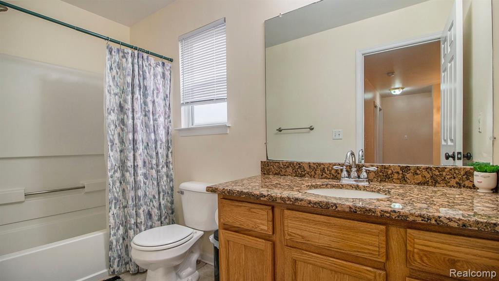 3578 Fieldcrest Lane, Ypsilanti, MI 48197 — Photo 21