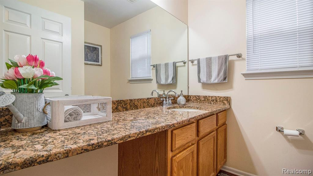 3578 Fieldcrest Lane, Ypsilanti, MI 48197 — Photo 22