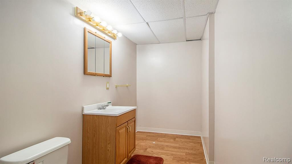 3578 Fieldcrest Lane, Ypsilanti, MI 48197 — Photo 32