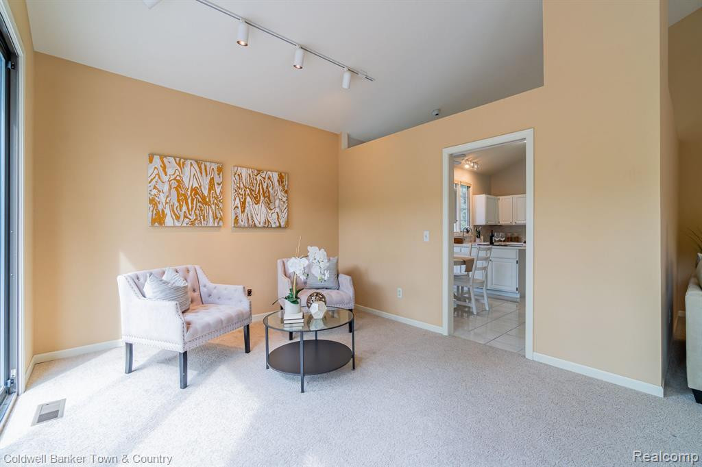 1932 BOULDER Drive, Ann Arbor, MI 48104 — Photo 22