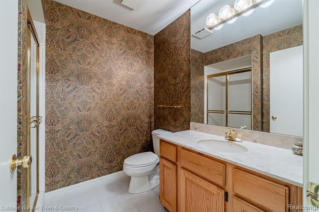 1932 BOULDER Drive, Ann Arbor, MI 48104 — Photo 32