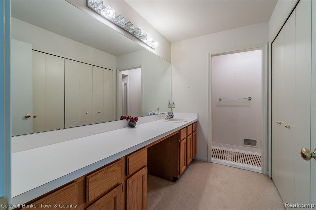 1932 BOULDER Drive, Ann Arbor, MI 48104 — Photo 37