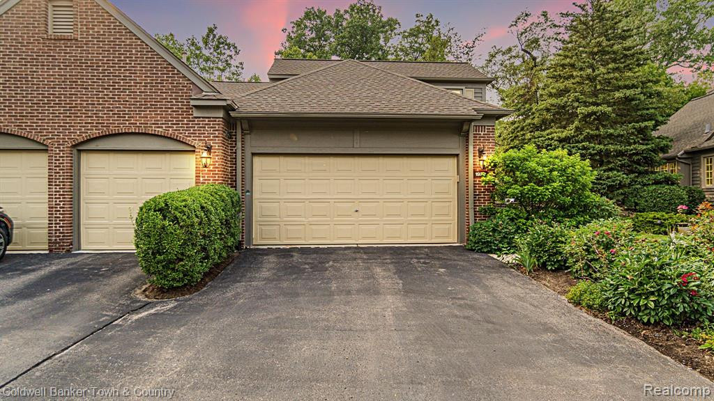 1932 BOULDER Drive, Ann Arbor, MI 48104 — Photo 57
