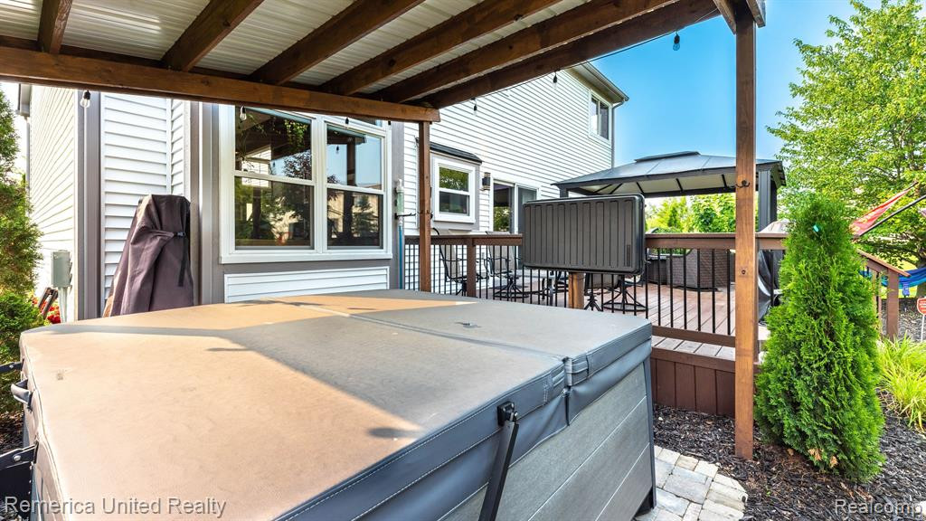 2400 MARQUIS Court, Ann Arbor, MI 48103 — Photo 15