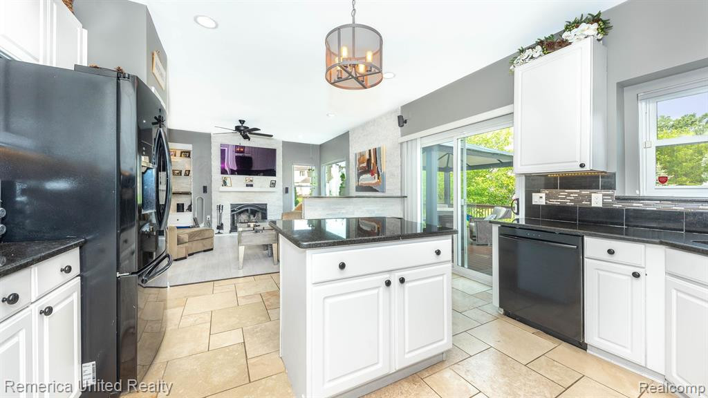 2400 MARQUIS Court, Ann Arbor, MI 48103 — Photo 25