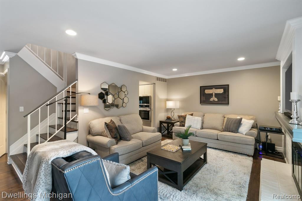 1912 TORQUAY Avenue, Royal Oak, MI 48073 — Photo 19