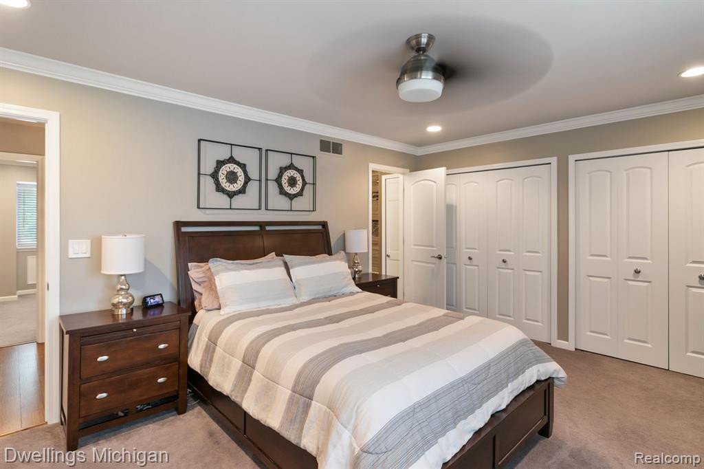 1912 TORQUAY Avenue, Royal Oak, MI 48073 — Photo 23